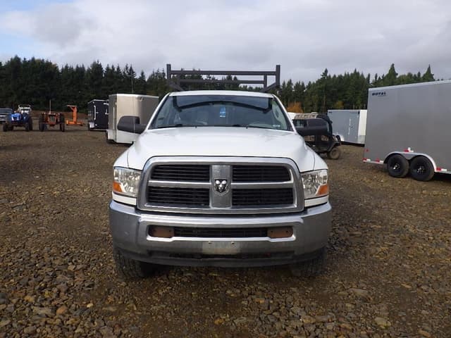 Image of Dodge Ram 2500 equipment image 1