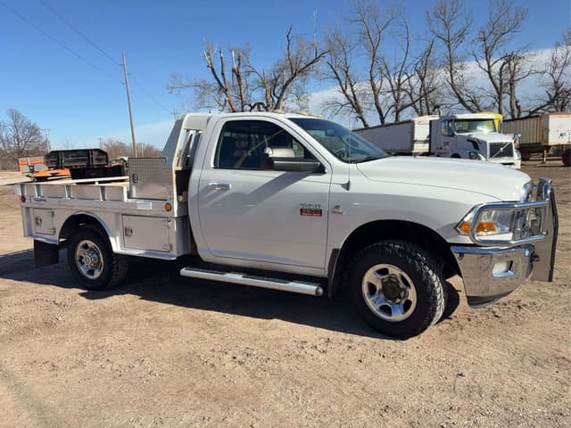 Image of Dodge Ram 2500 equipment image 1