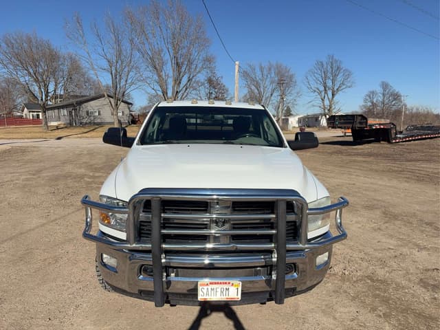 Image of Dodge Ram 2500 equipment image 4