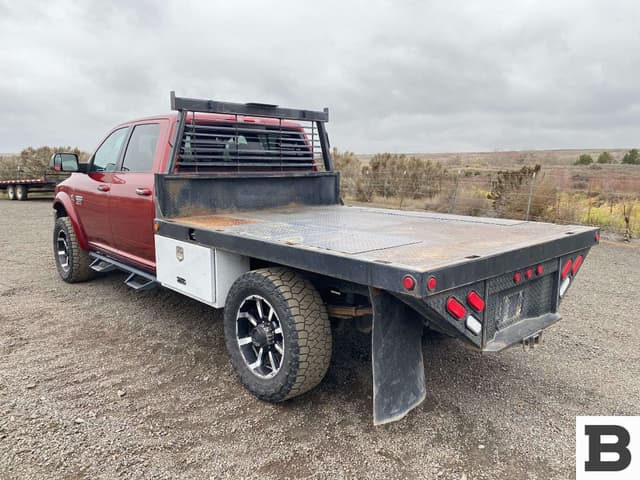 Image of Dodge Ram 3500 equipment image 2