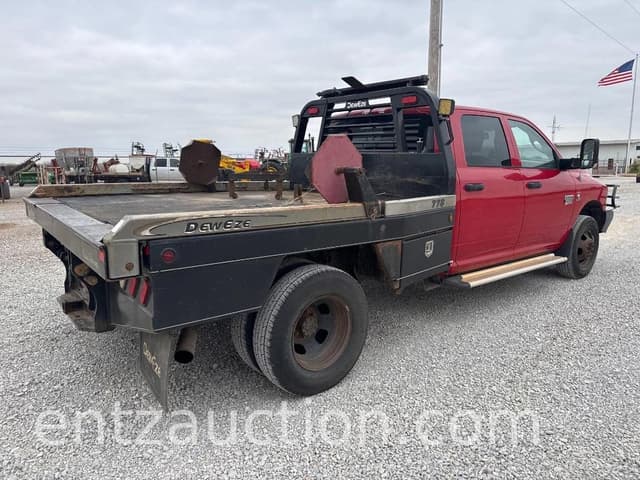 Image of Dodge Ram 3500 equipment image 2