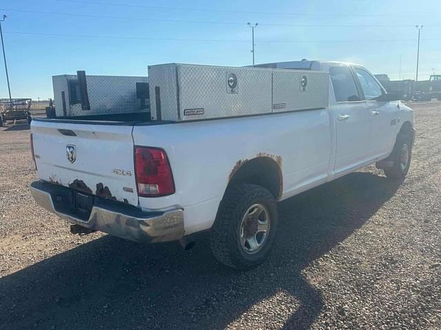 Image of Dodge Ram 3500 equipment image 1