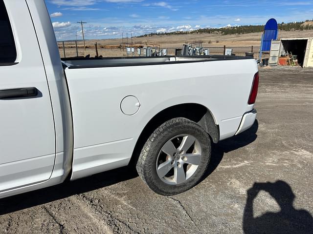 Image of Dodge Ram 1500 equipment image 3