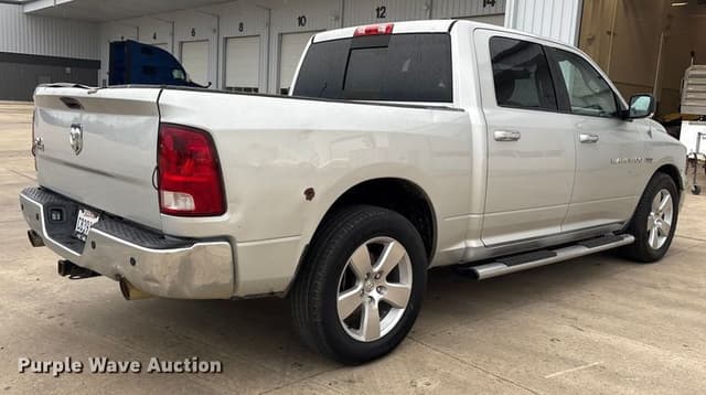 Image of Dodge Ram 1500 equipment image 4