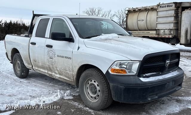 Image of Dodge Ram 1500 equipment image 2