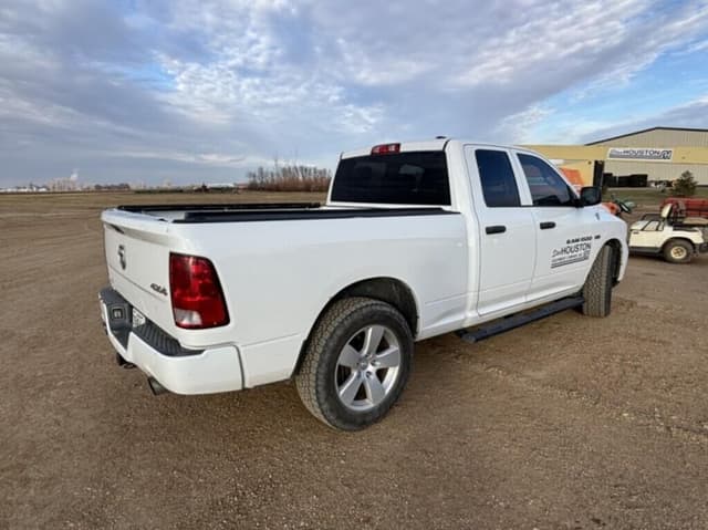 Image of Dodge Ram 1500 equipment image 3