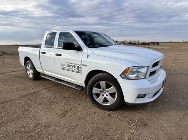 Image of Dodge Ram 1500 equipment image 2