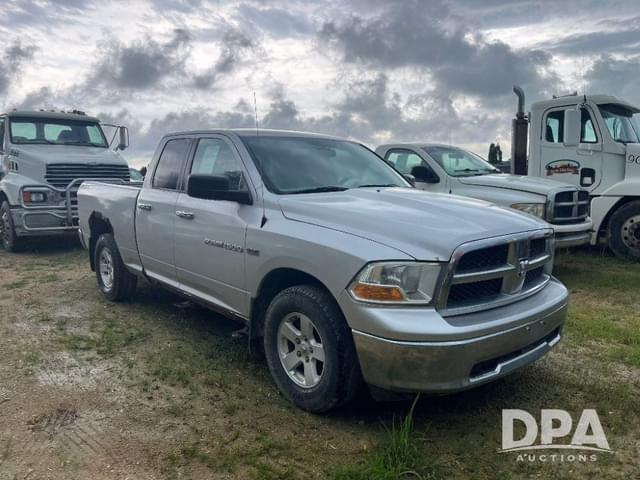 Image of Dodge Ram 1500 equipment image 4