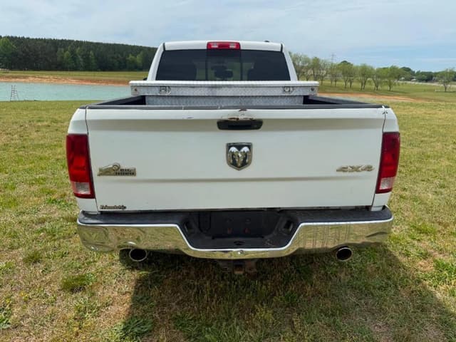 Image of Dodge Ram 1500 equipment image 4