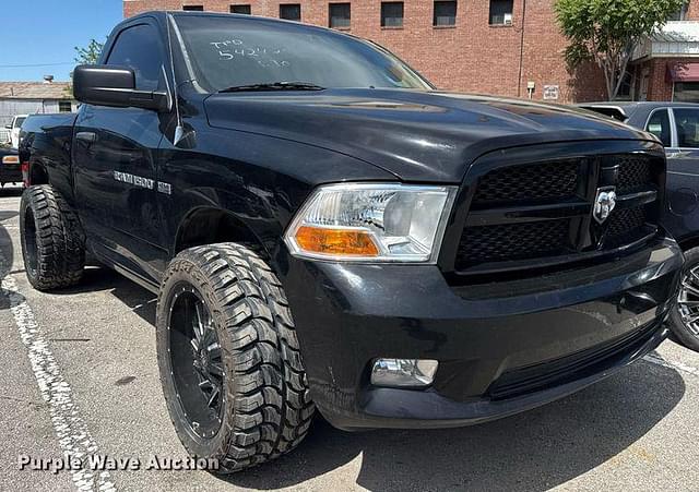 Image of Dodge Ram 1500 equipment image 2