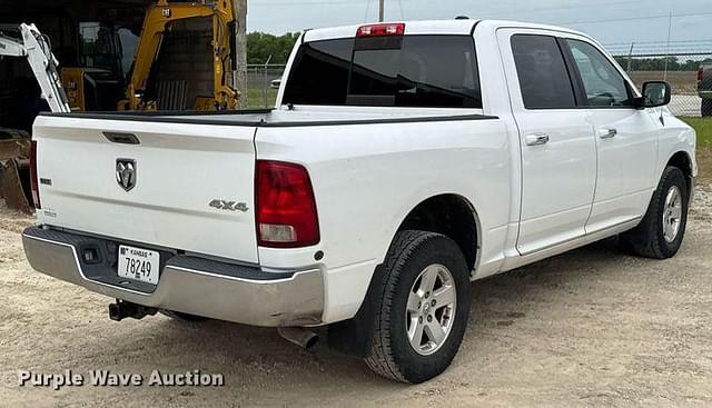 Image of Dodge Ram 1500 equipment image 4