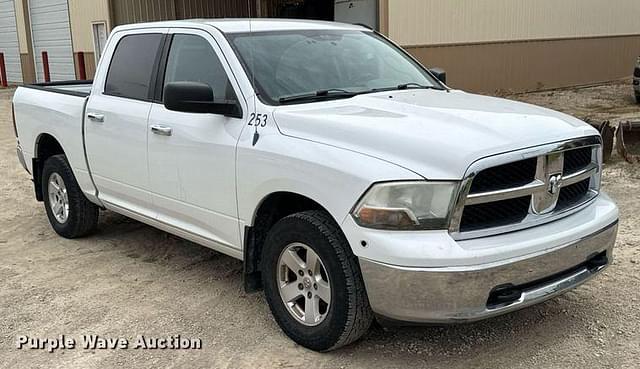 Image of Dodge Ram 1500 equipment image 2