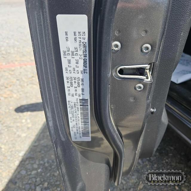 Image of Dodge Ram 1500 equipment image 4