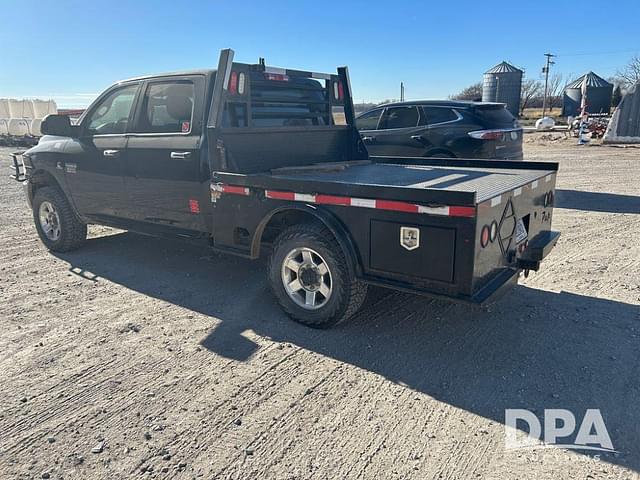 Image of Dodge Ram 2500 equipment image 3