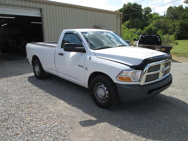 Image of Dodge Ram 2500 equipment image 1