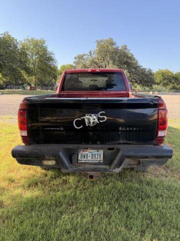 Image of Dodge Ram 2500 equipment image 3