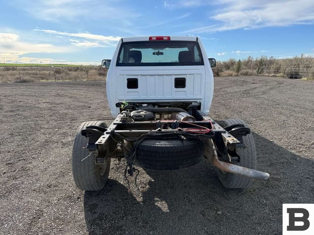 Image of Dodge Ram 2500HD equipment image 3