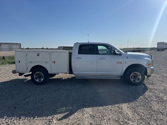 Image of Dodge Ram 2500 equipment image 3