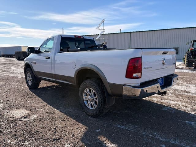 Image of Dodge Ram 2500 equipment image 3