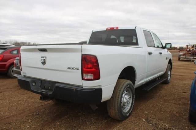 Image of Dodge Ram 2500 equipment image 3