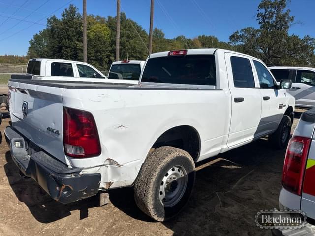 Image of Dodge Ram 2500 equipment image 2