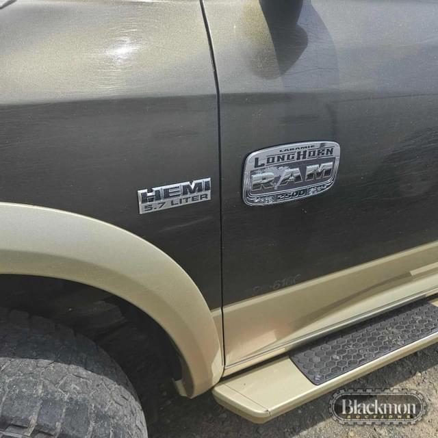 Image of Dodge Ram 2500 equipment image 1