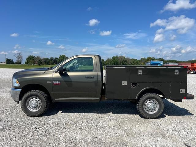 Image of Dodge Ram 2500 equipment image 1