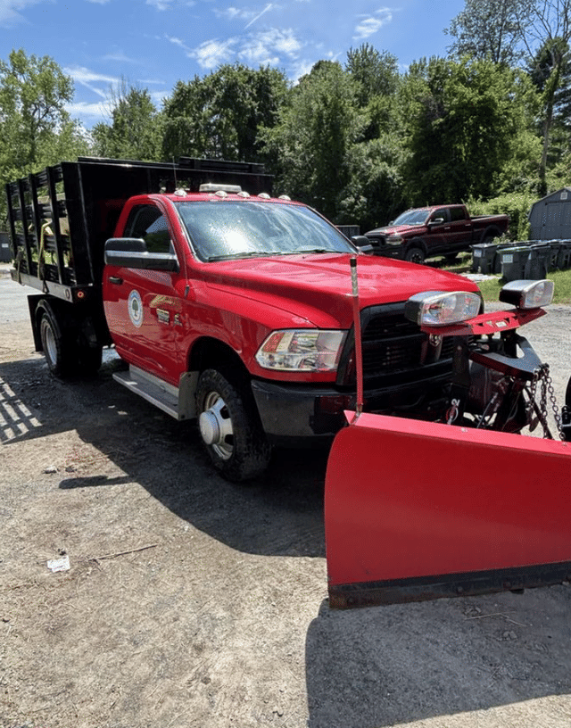 Image of Dodge Ram 3500 equipment image 3