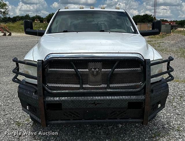 Image of Dodge Ram 3500 equipment image 1