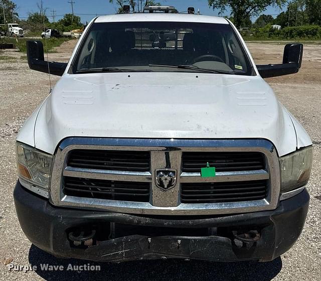 Image of Dodge Ram 3500 equipment image 1