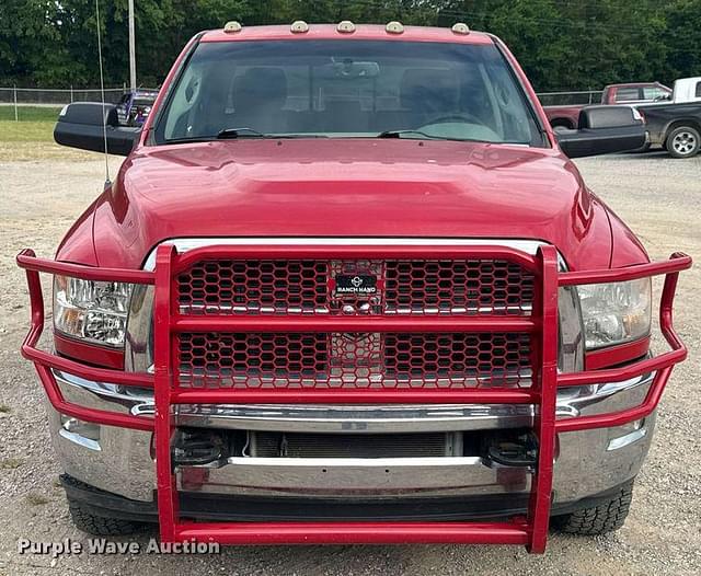 Image of Dodge Ram 3500 equipment image 1