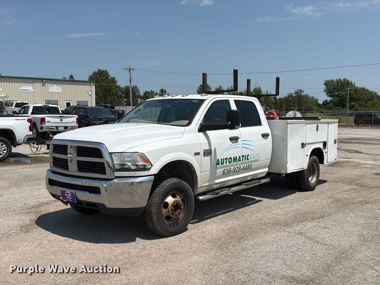 2012 Dodge Ram 3500 Equipment Image0