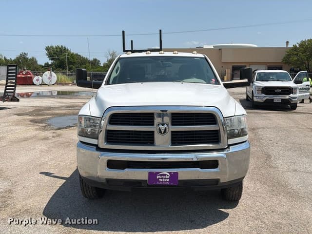 Image of Dodge Ram 3500 equipment image 1