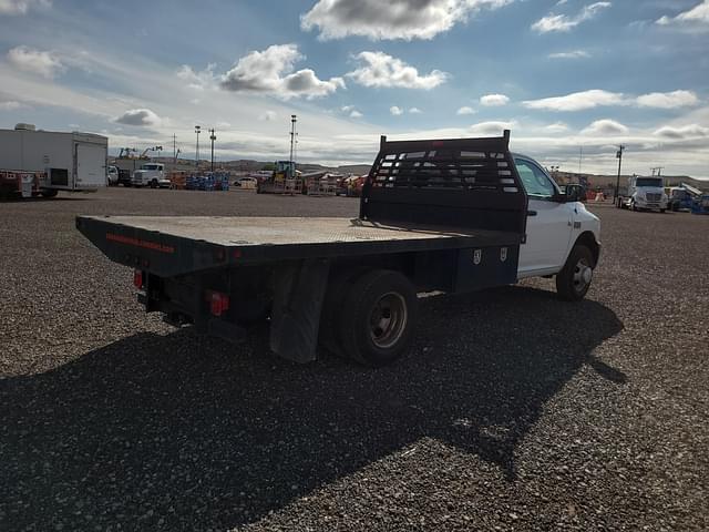 Image of Dodge Ram 3500 equipment image 4