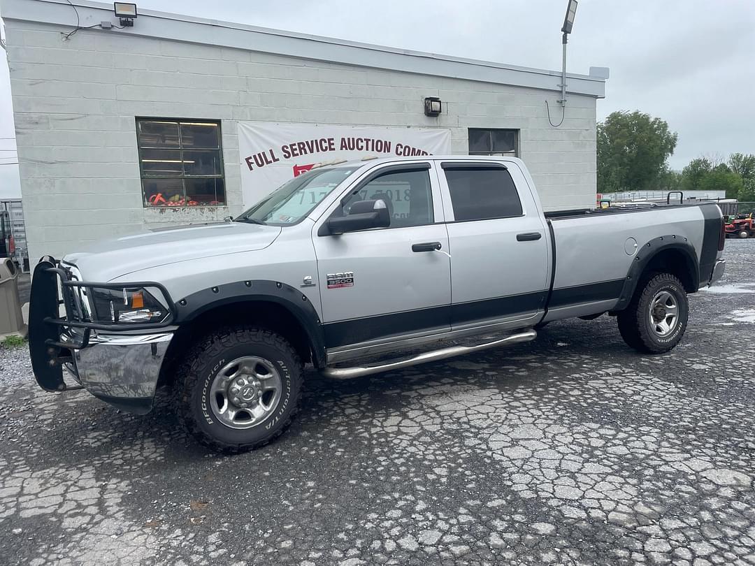 Image of Dodge Ram 3500 Primary image