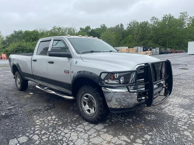 Image of Dodge Ram 3500 equipment image 1