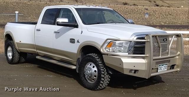 Image of Dodge Ram 3500 equipment image 2