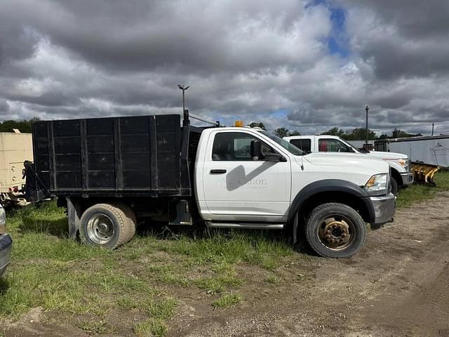 Image of Dodge Ram 5500 equipment image 4