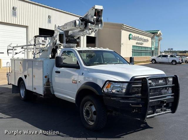 Image of Dodge Ram 5500 equipment image 2
