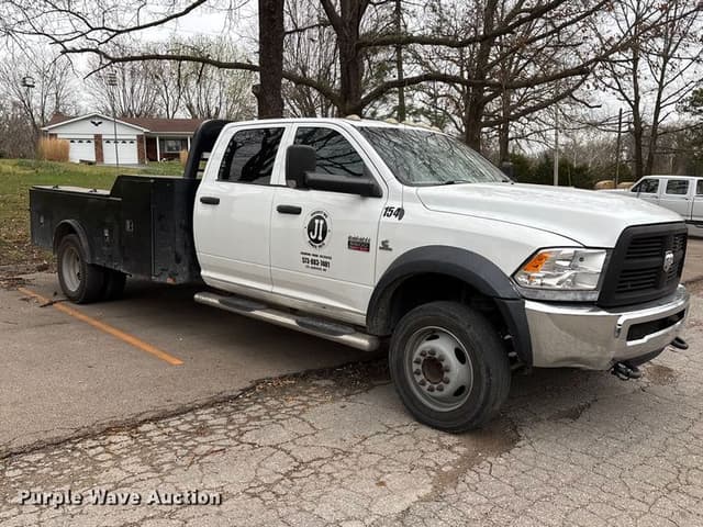 Image of Dodge Ram 5500 equipment image 2