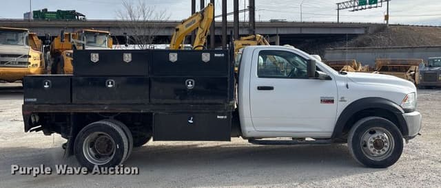 Image of Dodge Ram 5500 equipment image 3