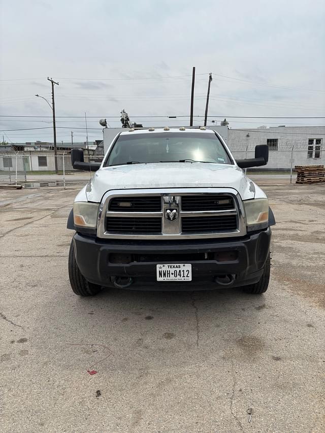 Image of Dodge Ram 5500 equipment image 1