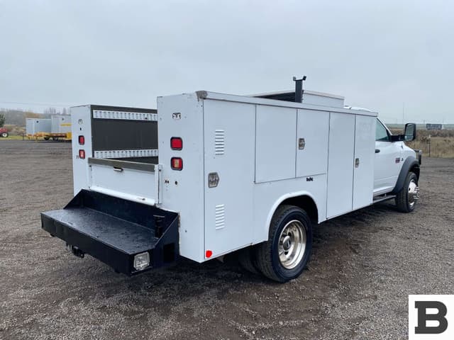 Image of Dodge Ram 5500 equipment image 4