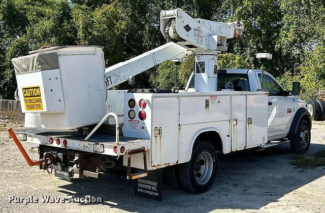 Image of Dodge Ram 5500HD equipment image 4