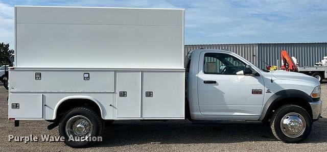 Image of Dodge Ram 5500HD equipment image 3