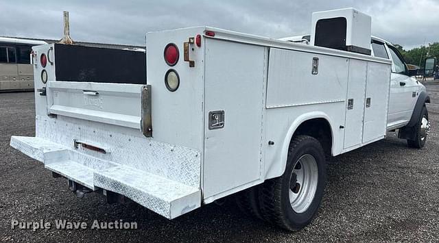 Image of Dodge Ram 5500HD equipment image 4