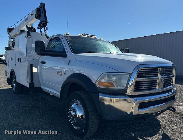 Image of Dodge Ram 5500HD equipment image 2