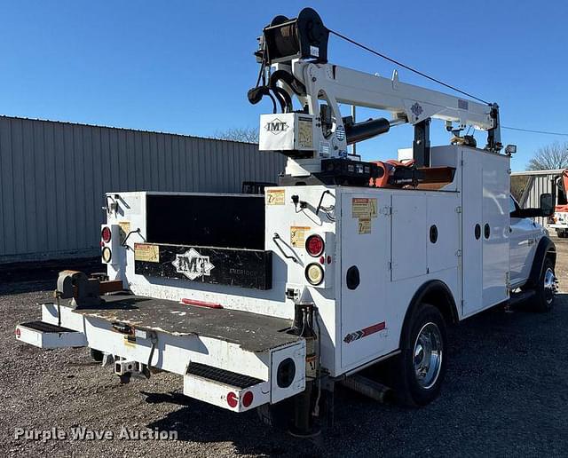 Image of Dodge Ram 5500HD equipment image 4