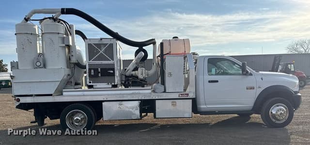 Image of Dodge Ram 5500HD equipment image 3