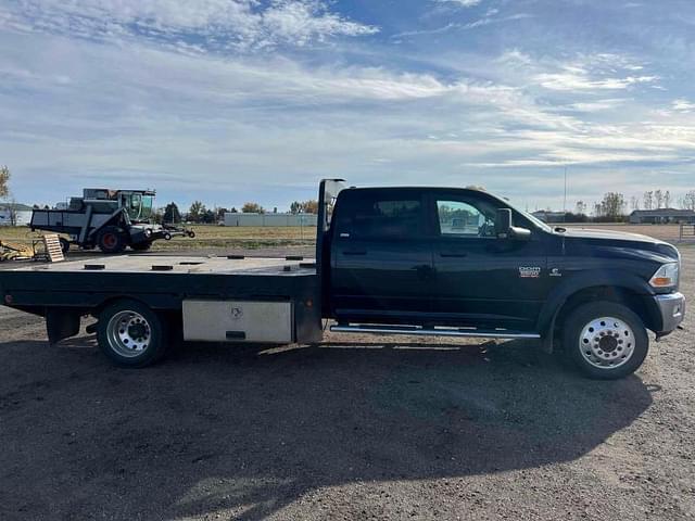 Image of Dodge Ram 5500 equipment image 3